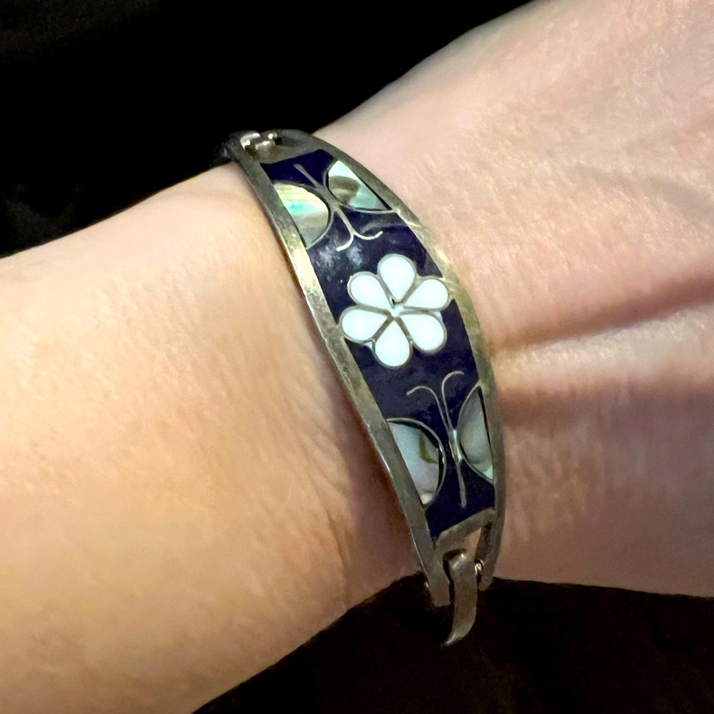 Southwestern silver‎ lapis mother-of-pearl bracelet